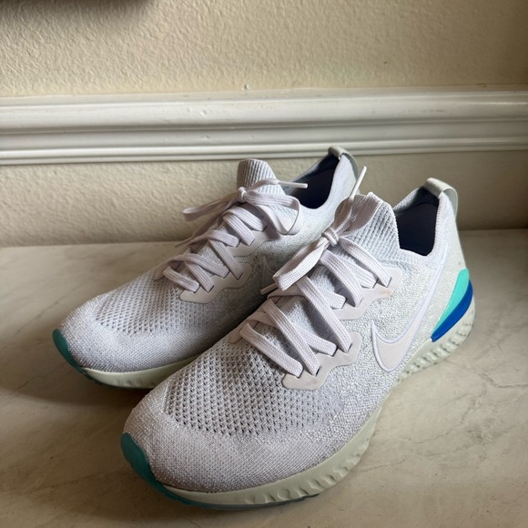 Nike Shoes - Nike Women’s Epic React Flyknit Sneakers